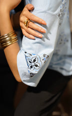 Aasman Tee